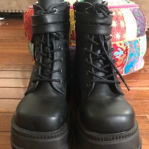 Demonia Technopagan/Shaker-52 Boots